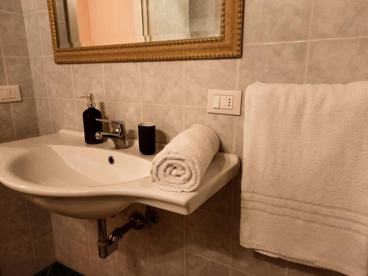 Agriturismo Tenuta Adamo Лука Екстериор снимка