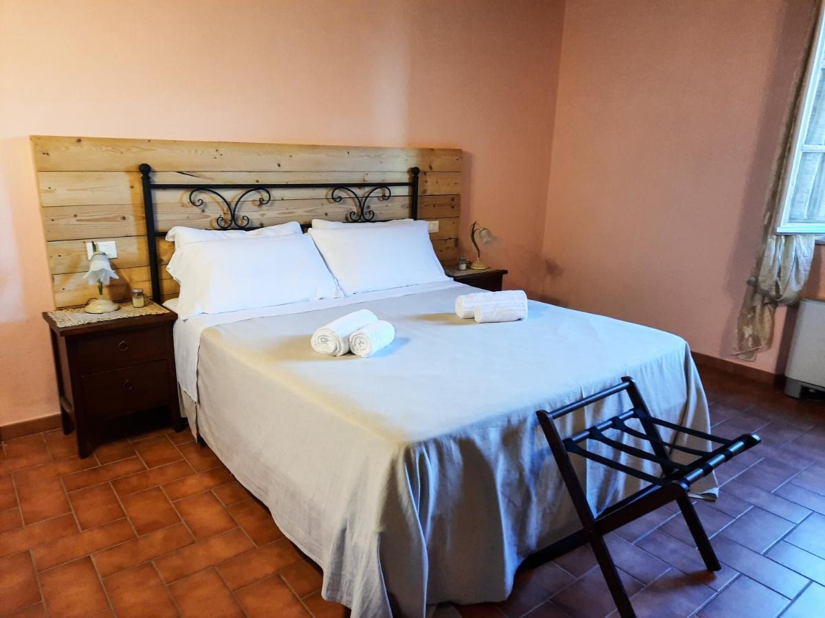 Agriturismo Tenuta Adamo Лука Екстериор снимка
