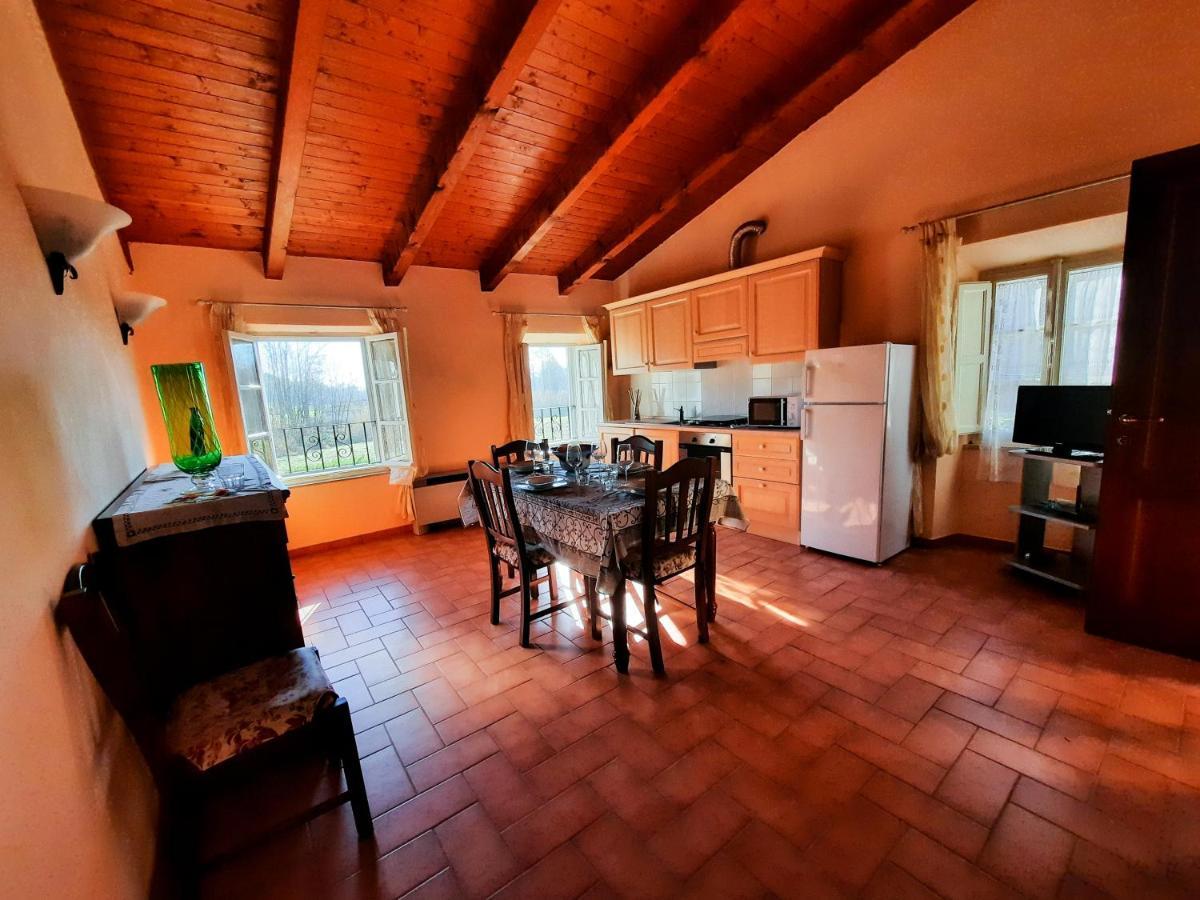 Agriturismo Tenuta Adamo Лука Екстериор снимка