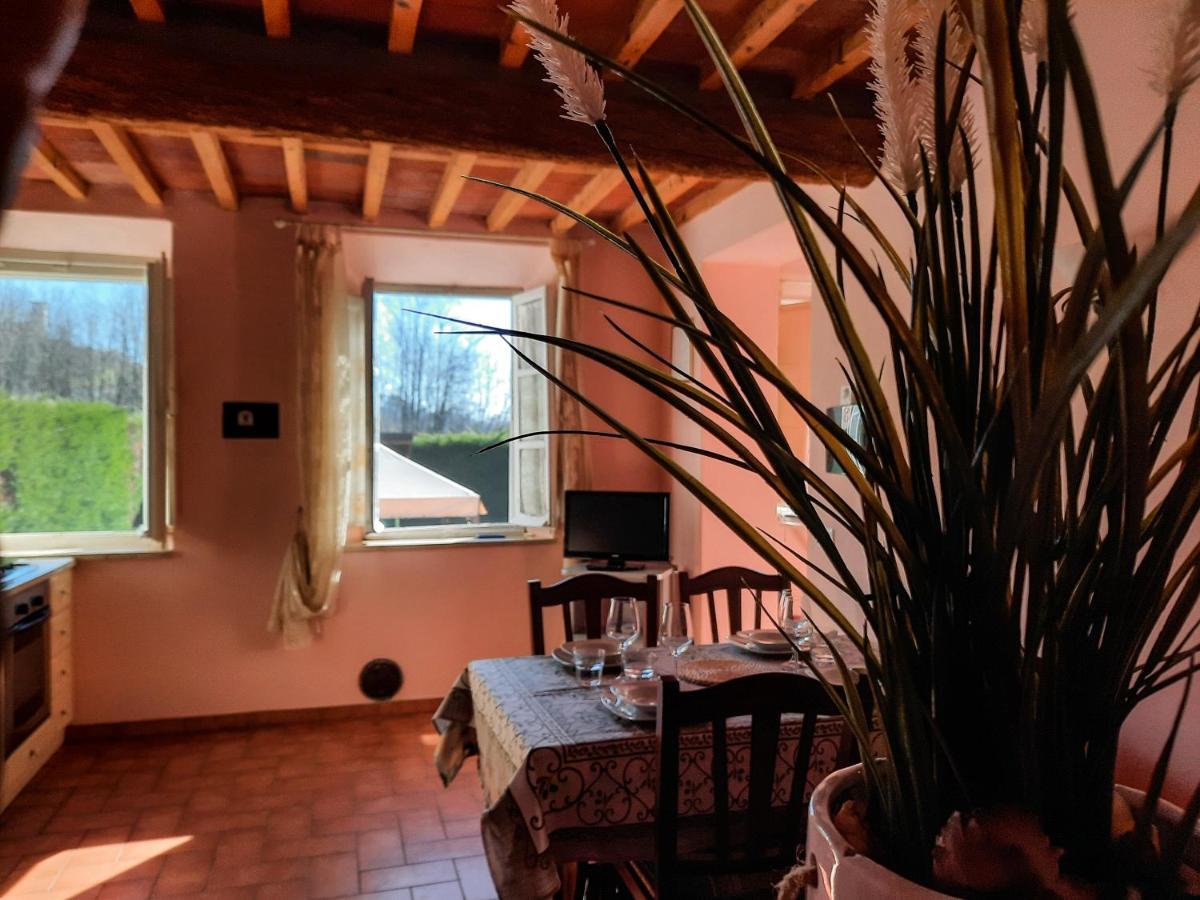 Agriturismo Tenuta Adamo Лука Екстериор снимка
