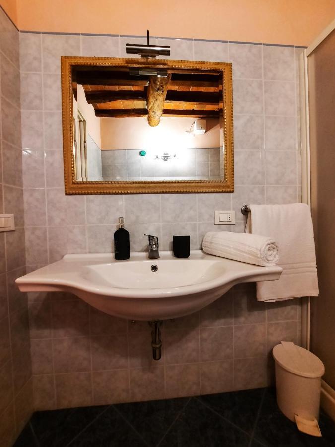 Agriturismo Tenuta Adamo Лука Екстериор снимка