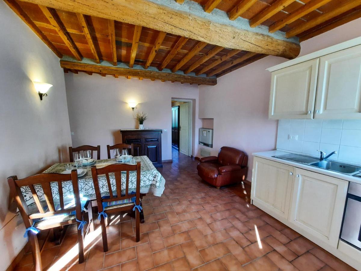 Agriturismo Tenuta Adamo Лука Екстериор снимка