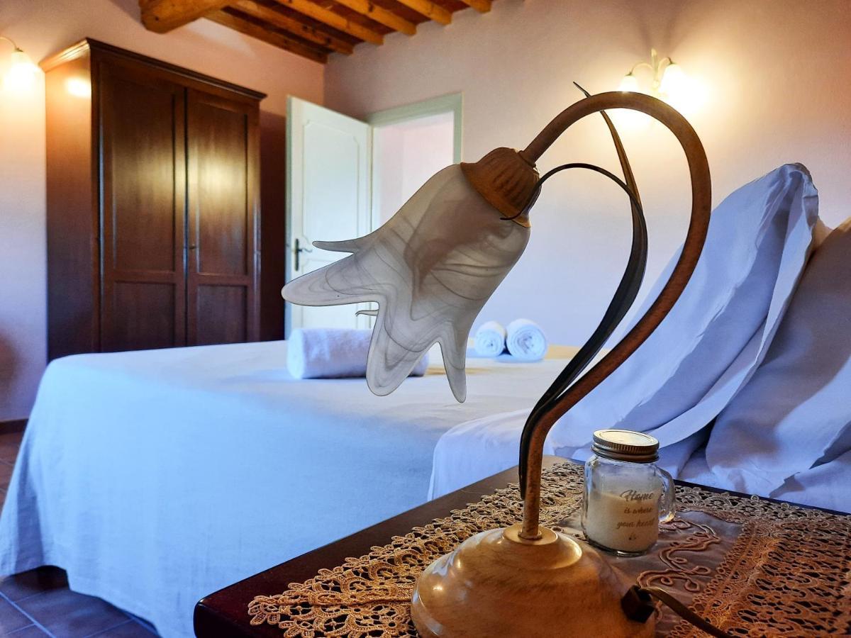 Agriturismo Tenuta Adamo Лука Екстериор снимка