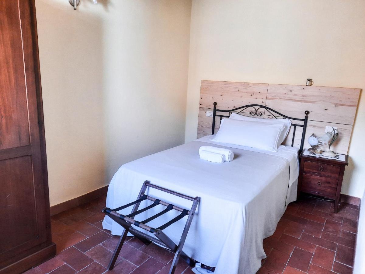 Agriturismo Tenuta Adamo Лука Екстериор снимка